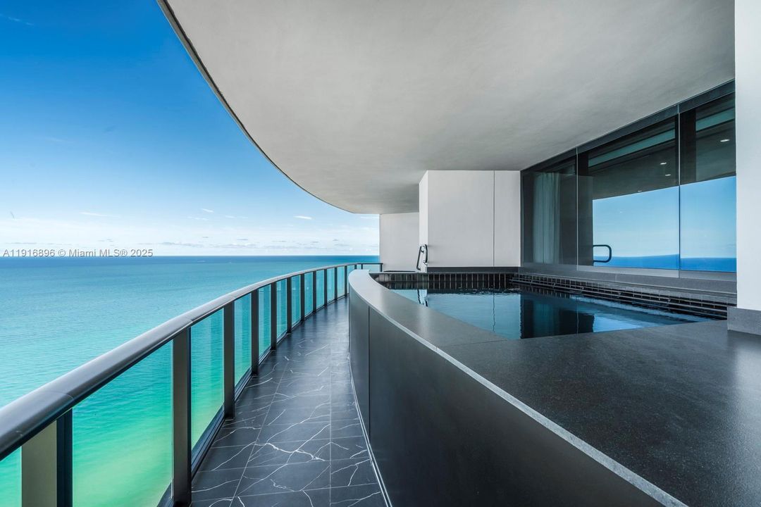 For Sale: $7,950,000 (4 beds, 4 baths, 3555 Square Feet)