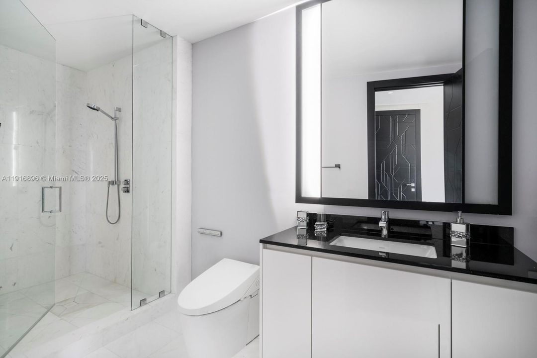 For Sale: $7,950,000 (4 beds, 4 baths, 3555 Square Feet)