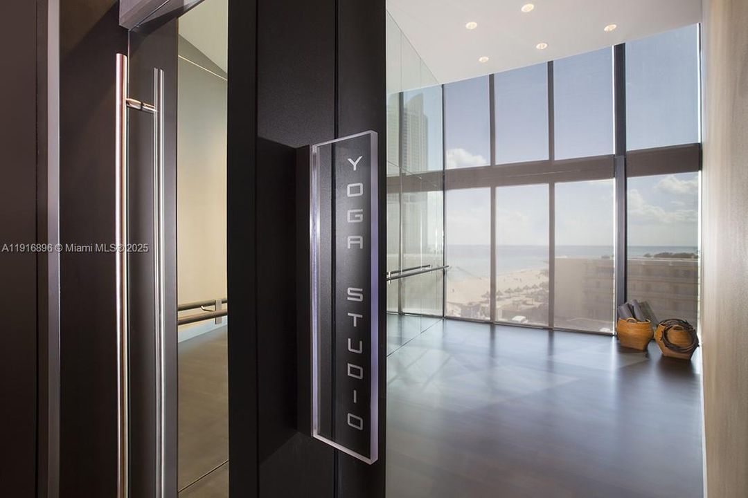 For Sale: $7,950,000 (4 beds, 4 baths, 3555 Square Feet)