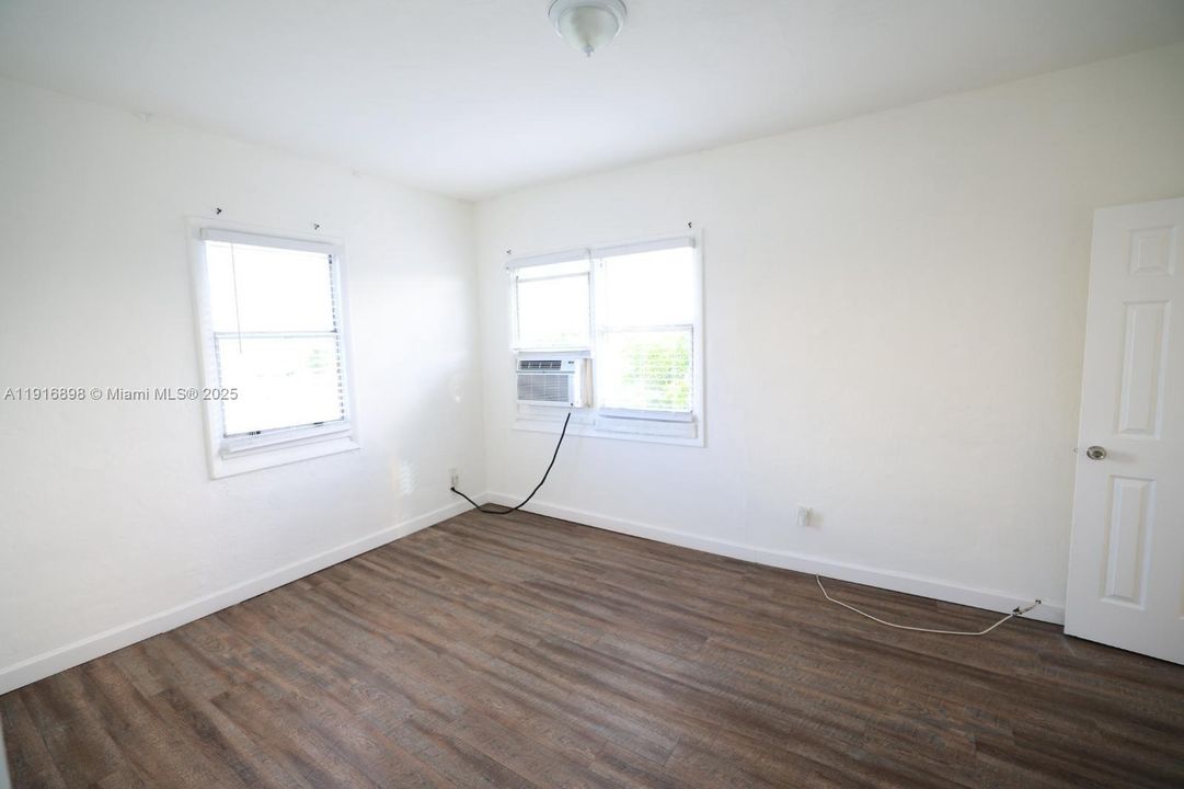 For Rent: $1,500 (1 beds, 1 baths, 0 Square Feet)