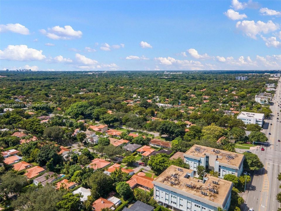 For Sale: $1,475,000 (3 beds, 2 baths, 1654 Square Feet)