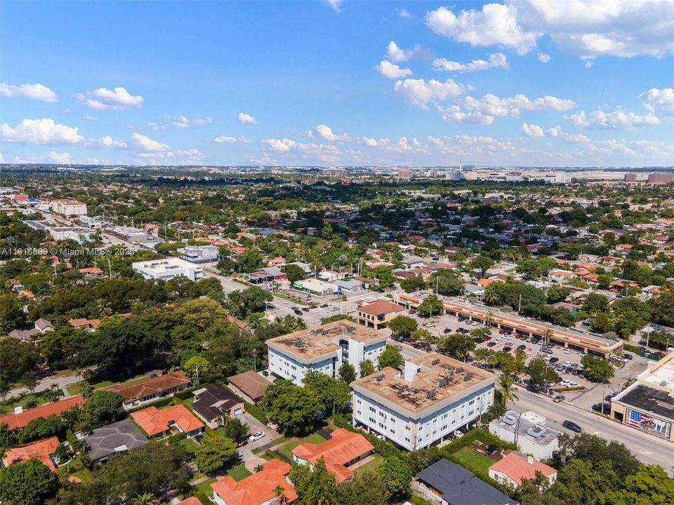 For Sale: $1,475,000 (3 beds, 2 baths, 1654 Square Feet)