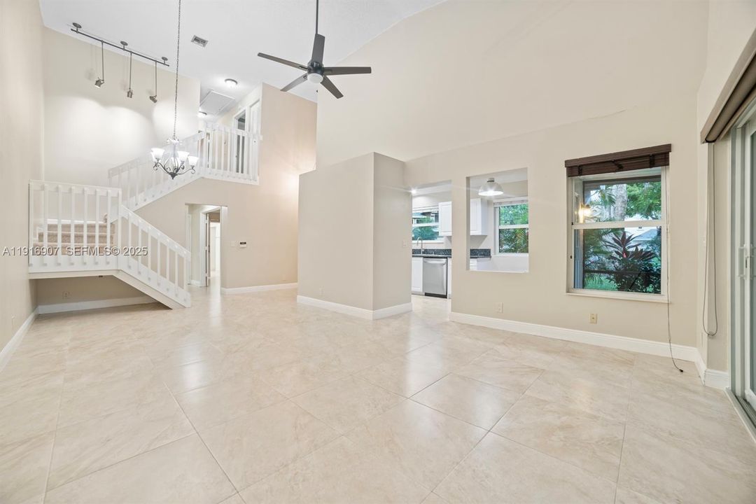 For Sale: $469,999 (3 beds, 2 baths, 1954 Square Feet)