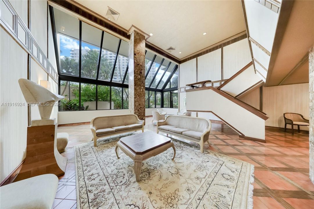 На продажу: $890,000 (3 спален, 3 ванн, 1624 Квадратных фут)