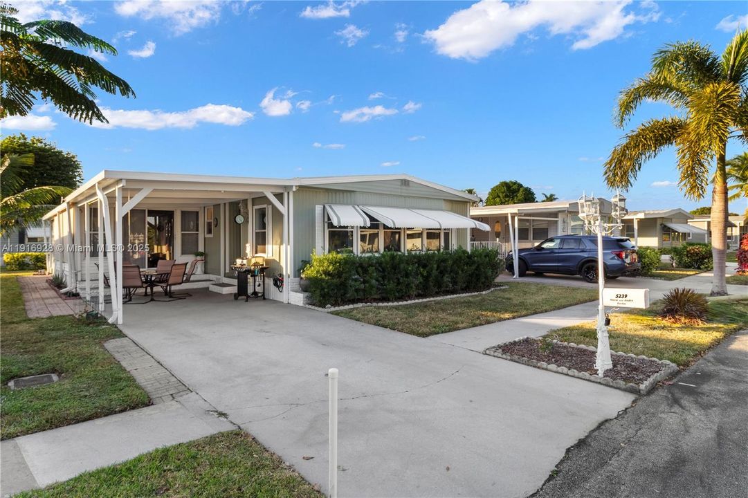 En Venta: $280,000 (3 camas, 2 baños, 1499 Pies cuadrados)