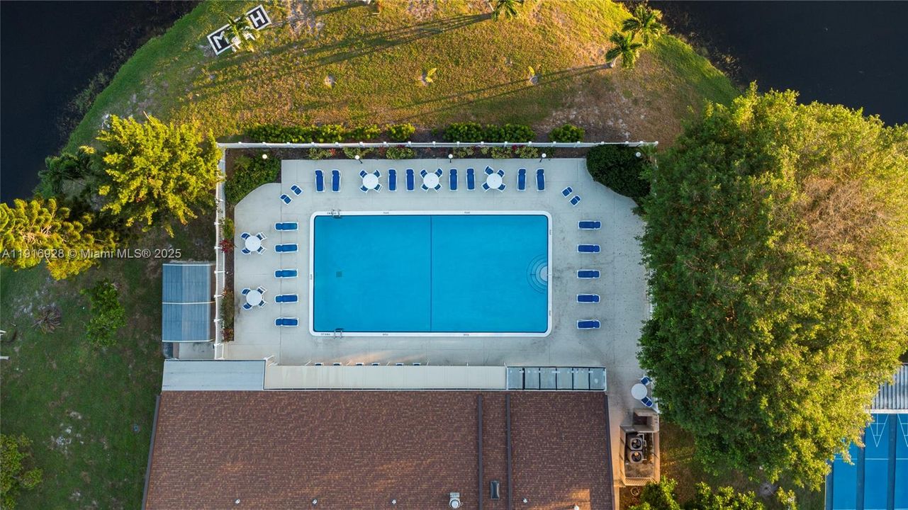 En Venta: $280,000 (3 camas, 2 baños, 1499 Pies cuadrados)