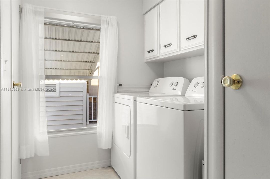 En Venta: $280,000 (3 camas, 2 baños, 1499 Pies cuadrados)