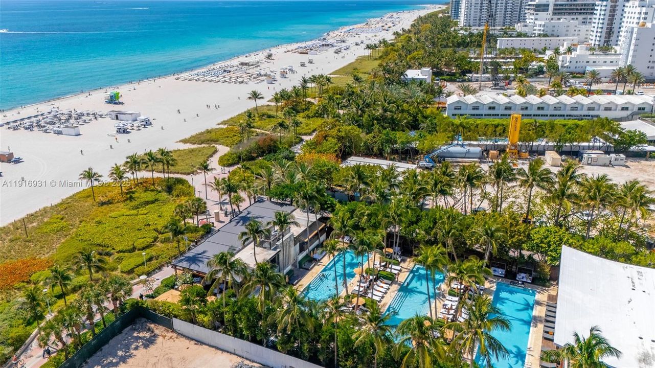 待售: $3,100,000 (2 贝兹, 2 浴室, 1213 平方英尺)