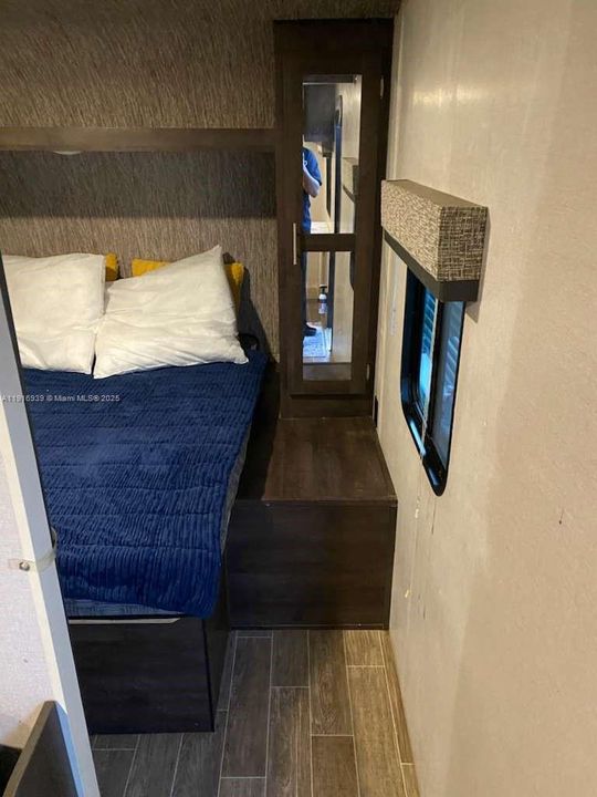 В аренду: $1,000 (1 спален, 1 ванн, 1545 Квадратных фут)