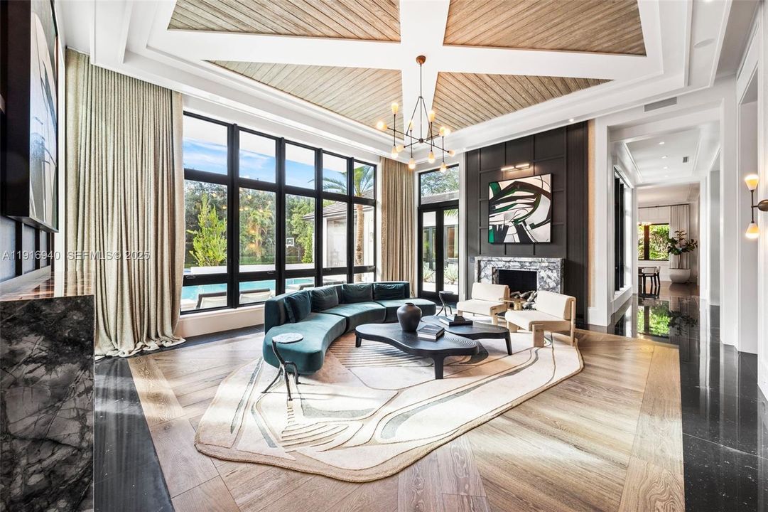 For Sale: $16,400,000 (7 beds, 6 baths, 10393 Square Feet)