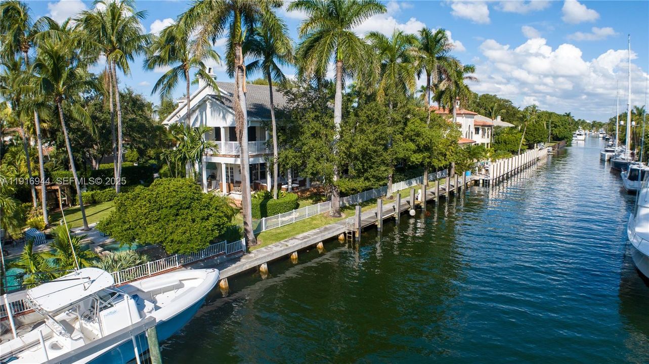 待售: $8,900,000 (4 贝兹, 5 浴室, 4650 平方英尺)