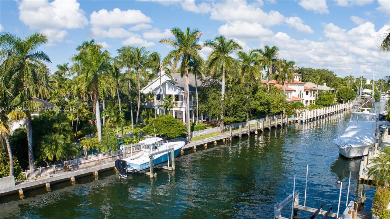 待售: $8,900,000 (4 贝兹, 5 浴室, 4650 平方英尺)