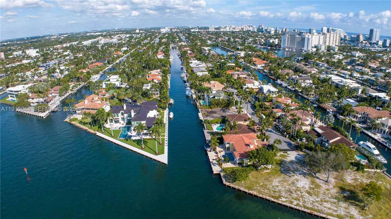 待售: $8,900,000 (4 贝兹, 5 浴室, 4650 平方英尺)