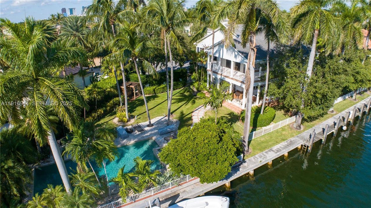 待售: $8,900,000 (4 贝兹, 5 浴室, 4650 平方英尺)