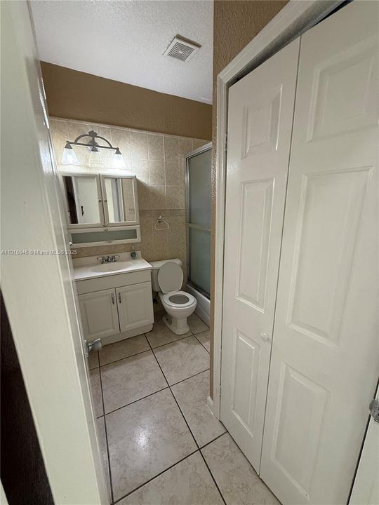 На продажу: $790,000 (4 спален, 2 ванн, 2273 Квадратных фут)