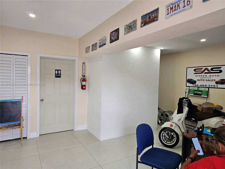 出租: $4,500 (0 贝兹, 0 浴室, 0 平方英尺)