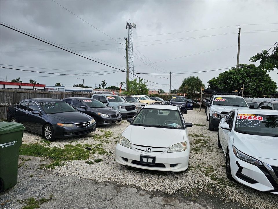 出租: $4,500 (0 贝兹, 0 浴室, 0 平方英尺)