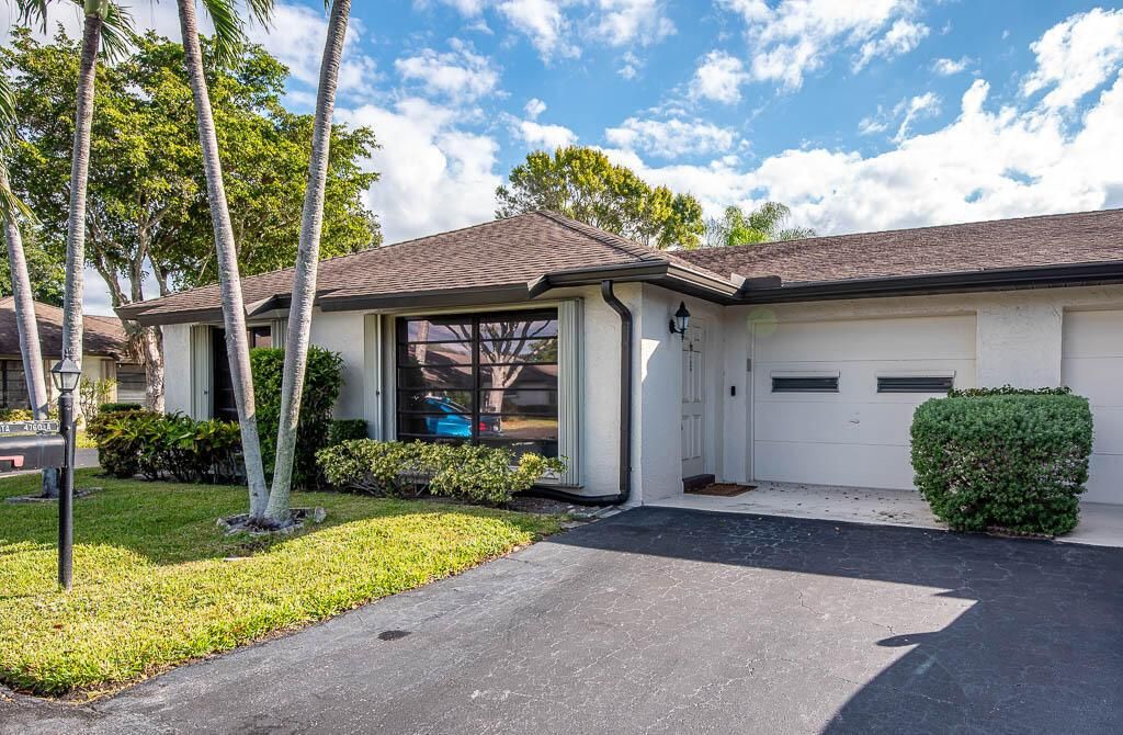 20251115-4760 Greentree Way A-0006
