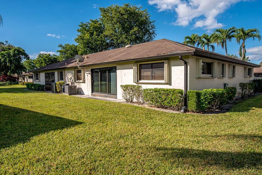 20251115-4760 Greentree Way A-0010