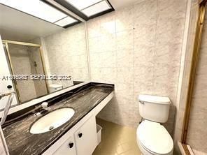 For Sale: $375,000 (2 beds, 2 baths, 1087 Square Feet)