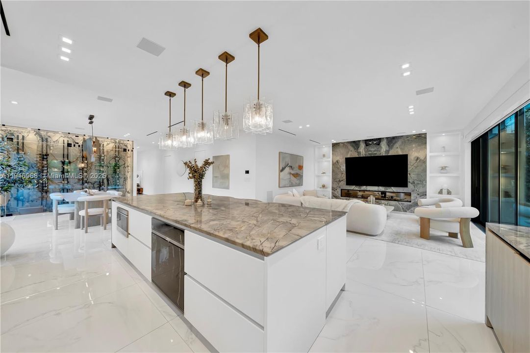 出租: $16,500 (3 贝兹, 2 浴室, 3031 平方英尺)