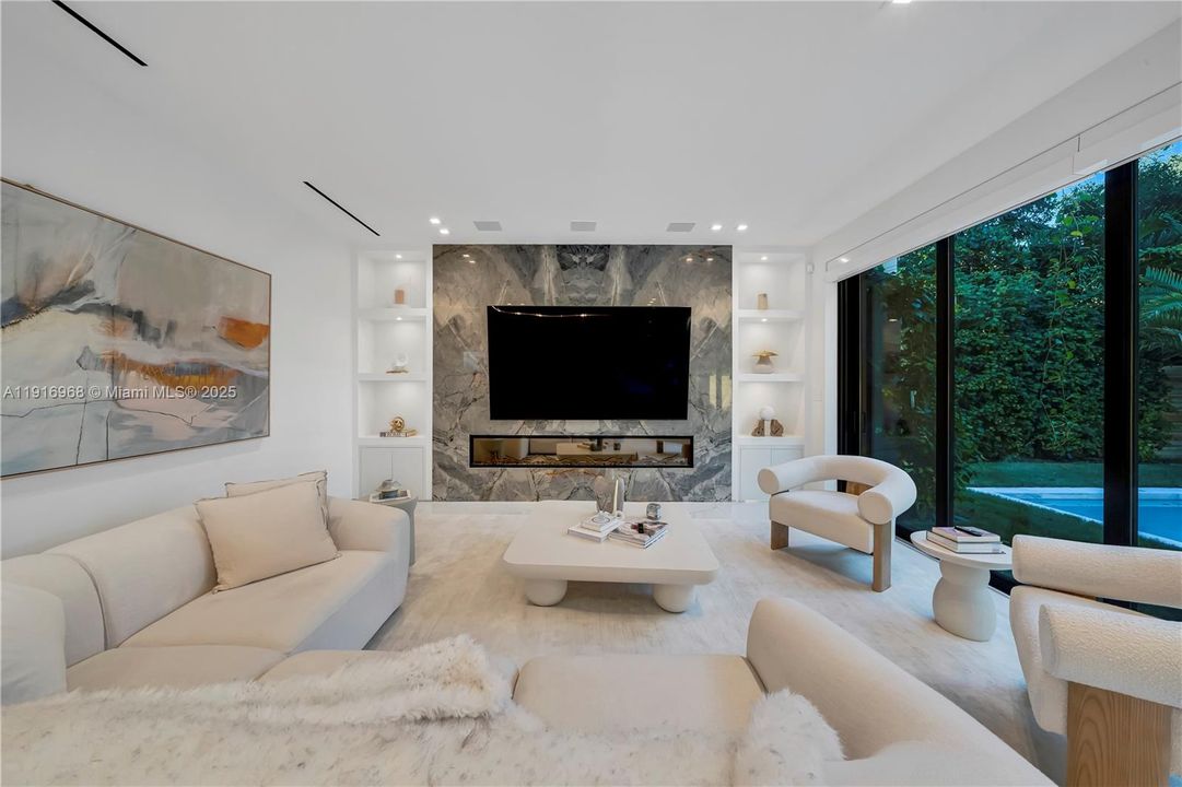 出租: $16,500 (3 贝兹, 2 浴室, 3031 平方英尺)