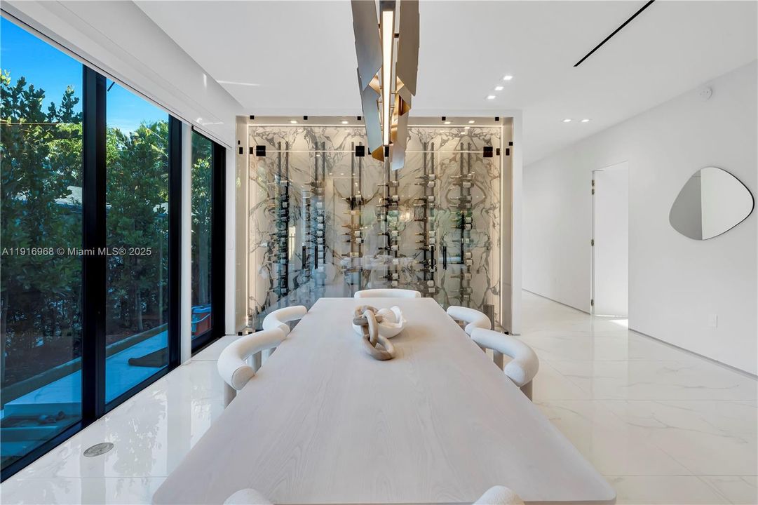 出租: $16,500 (3 贝兹, 2 浴室, 3031 平方英尺)