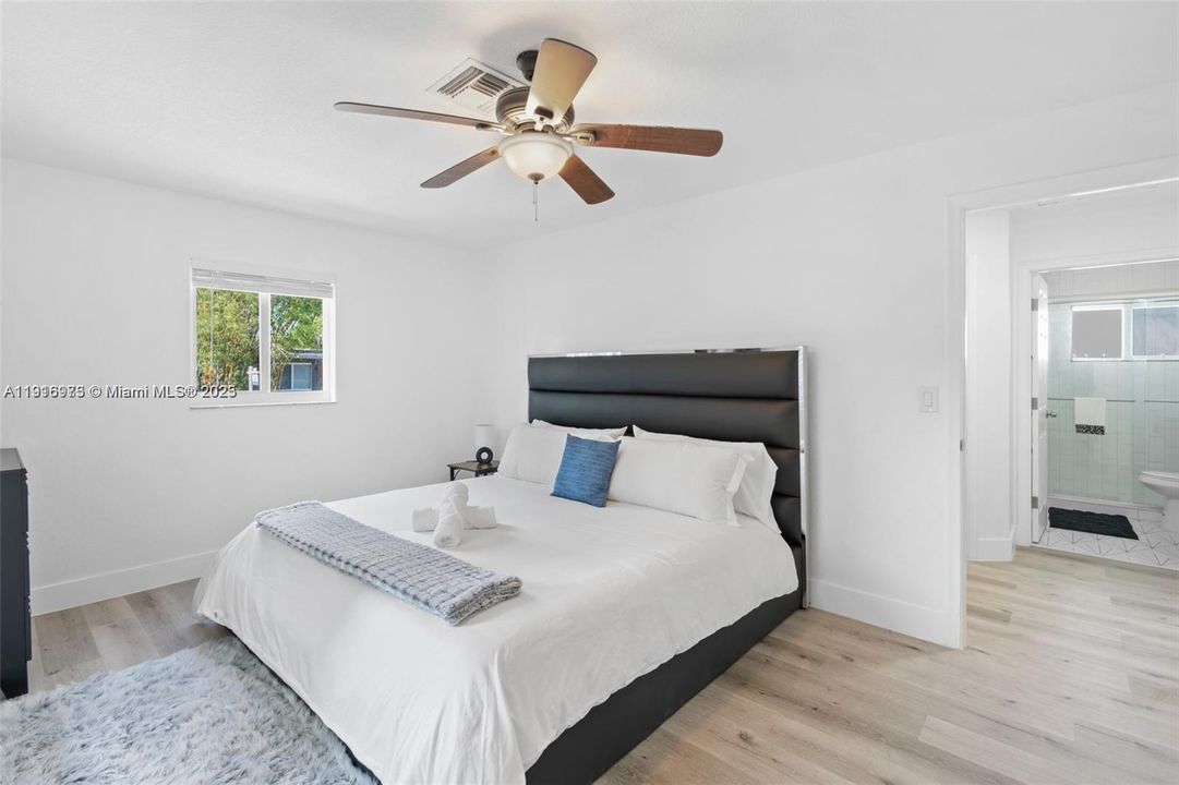 For Sale: $899,900 (0 beds, 0 baths, 2268 Square Feet)