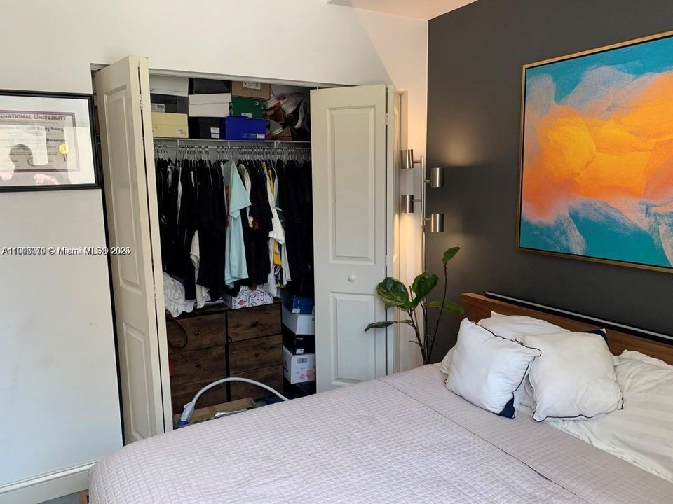 En Venta: $252,000 (1 camas, 1 baños, 623 Pies cuadrados)