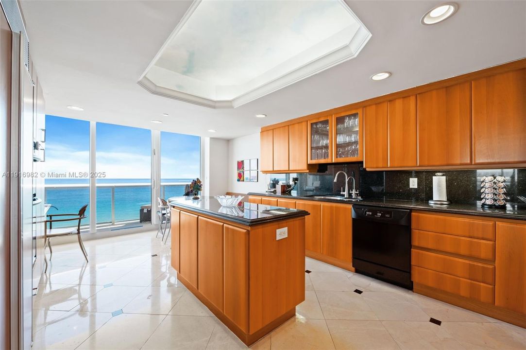 For Rent: $12,990 (3 beds, 3 baths, 2790 Square Feet)