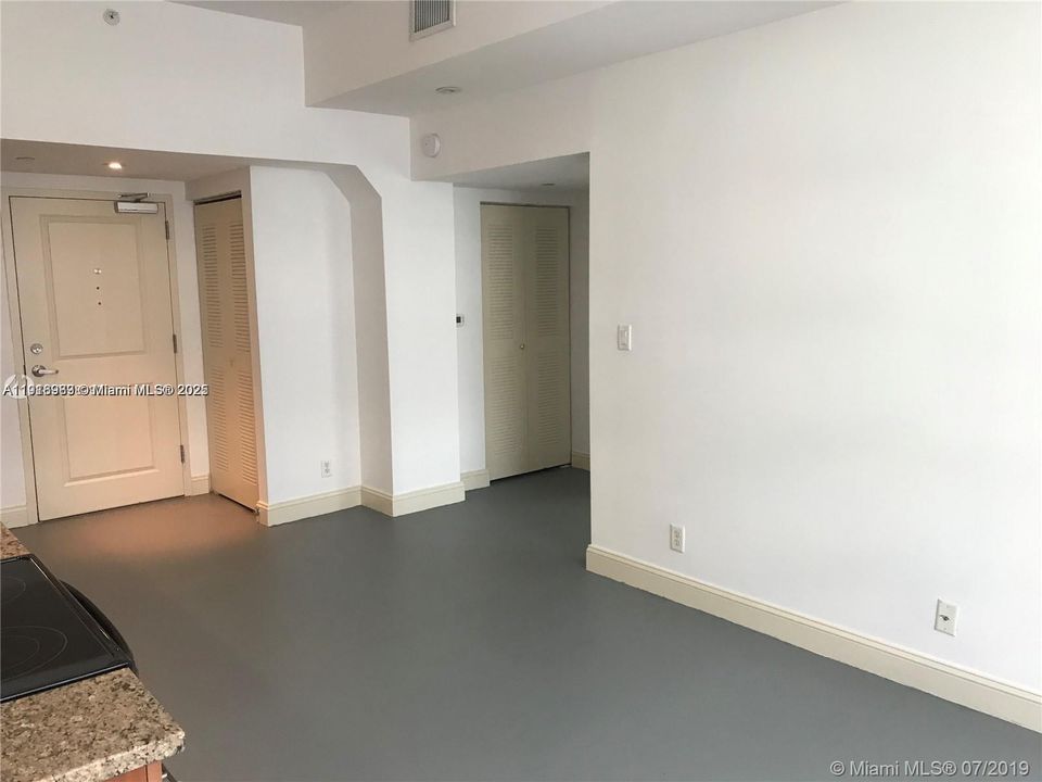 En Venta: $247,000 (1 camas, 1 baños, 594 Pies cuadrados)