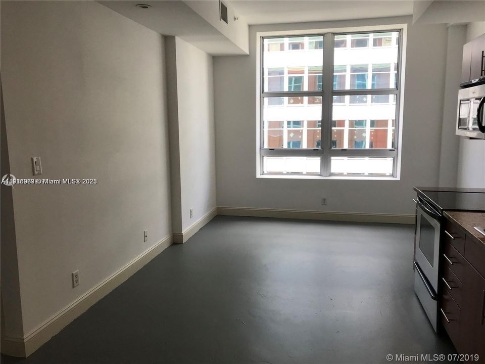 En Venta: $247,000 (1 camas, 1 baños, 594 Pies cuadrados)