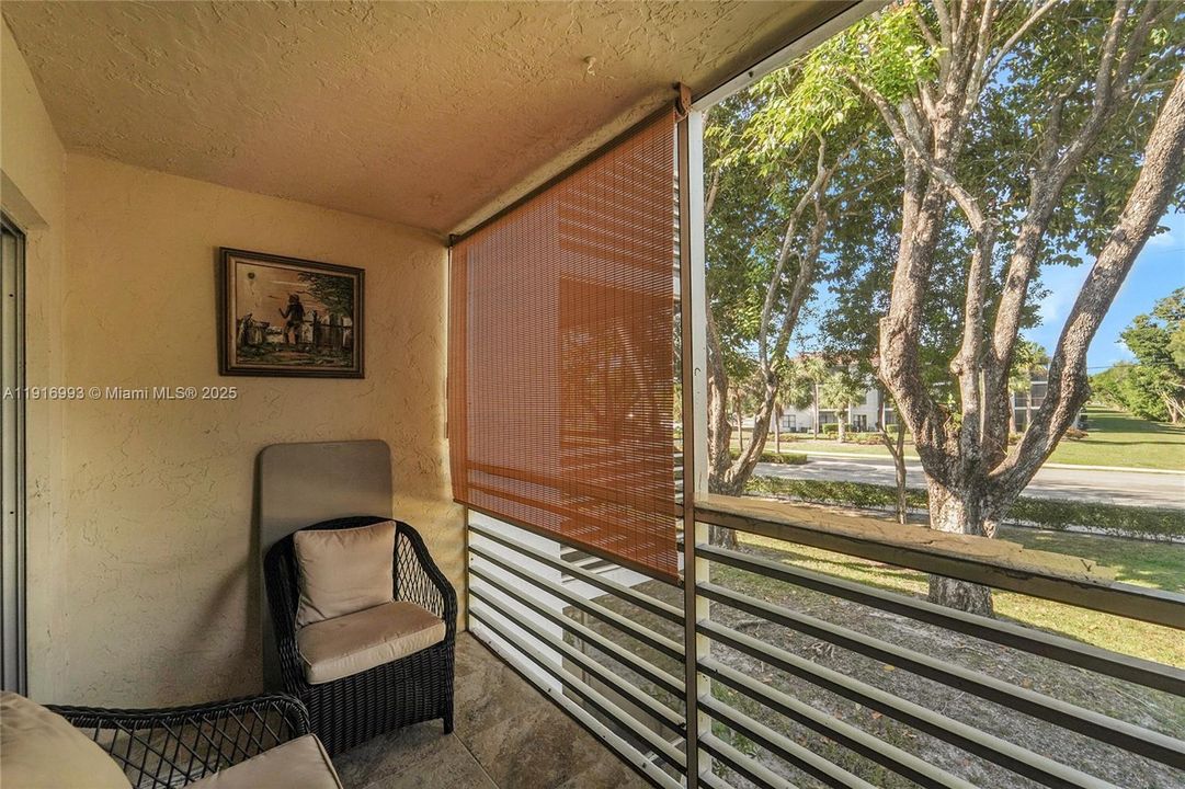 待售: $138,900 (1 贝兹, 1 浴室, 800 平方英尺)