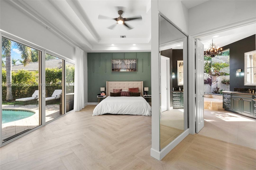 For Sale: $5,999,995 (8 beds, 8 baths, 3432 Square Feet)