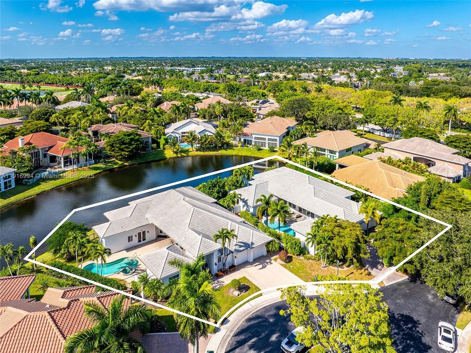 For Sale: $5,999,995 (8 beds, 8 baths, 3432 Square Feet)