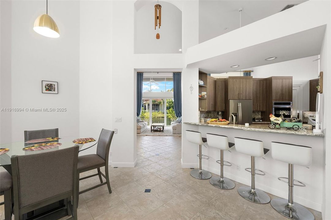 For Sale: $5,999,995 (8 beds, 8 baths, 3432 Square Feet)