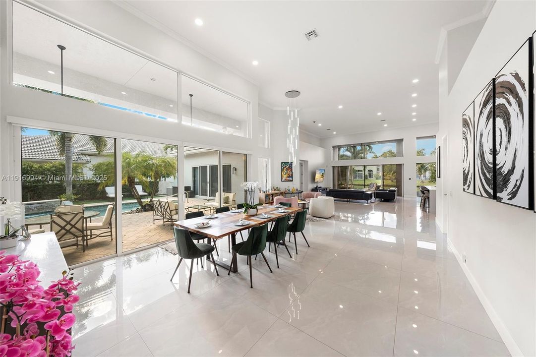 For Sale: $5,999,995 (8 beds, 8 baths, 3432 Square Feet)