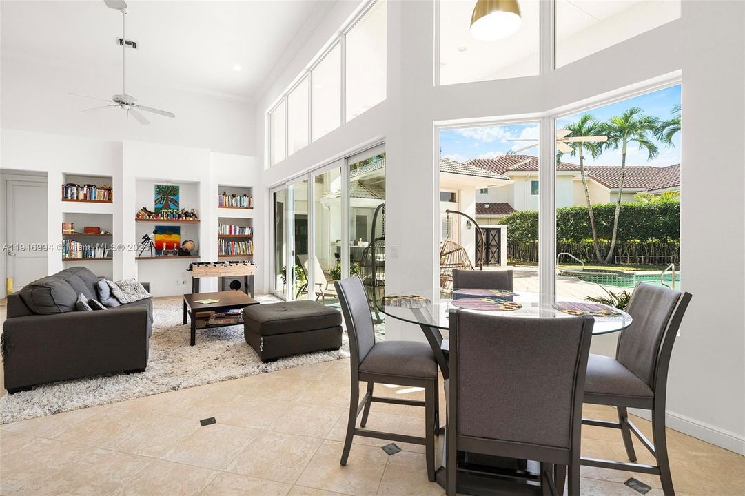 For Sale: $5,999,995 (8 beds, 8 baths, 3432 Square Feet)