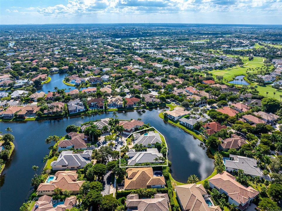 For Sale: $5,999,995 (8 beds, 8 baths, 3432 Square Feet)