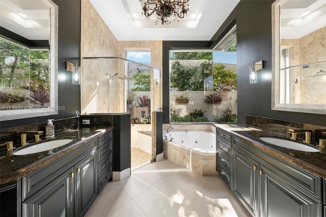 For Sale: $5,999,995 (8 beds, 8 baths, 3432 Square Feet)