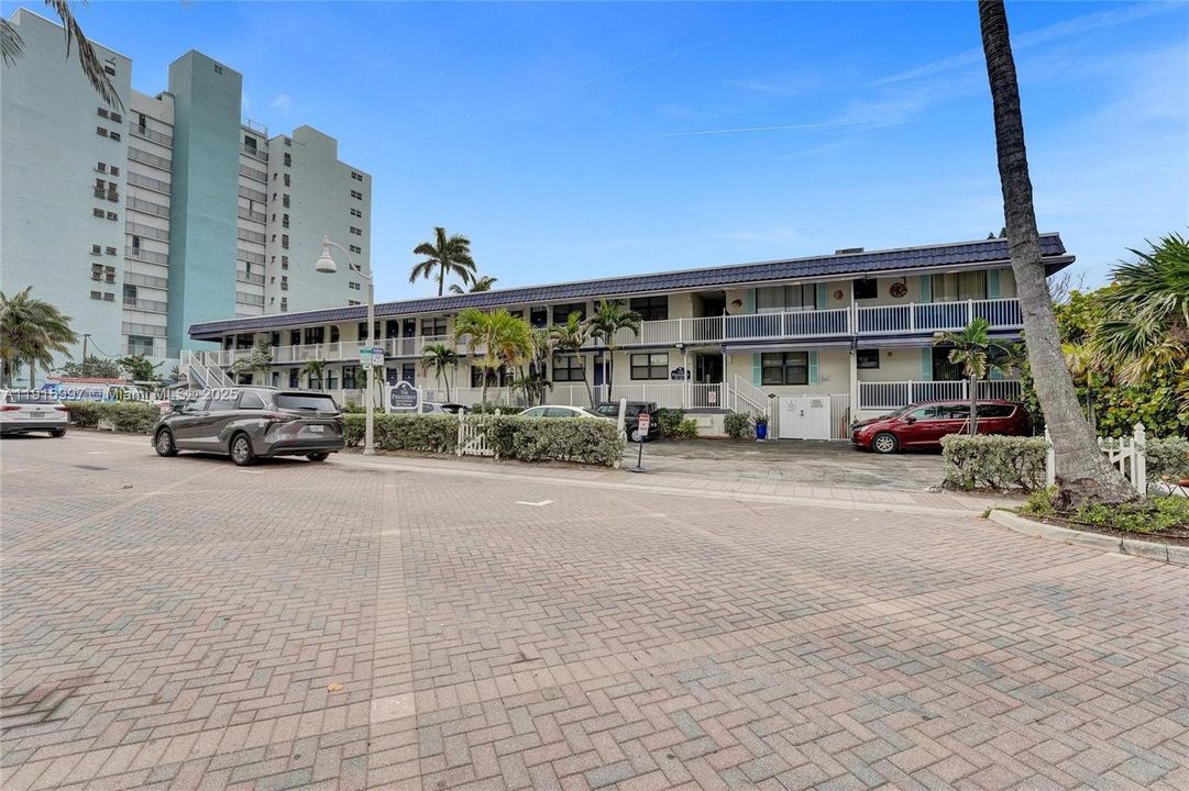 На продажу: $274,000 (1 спален, 1 ванн, 540 Квадратных фут)