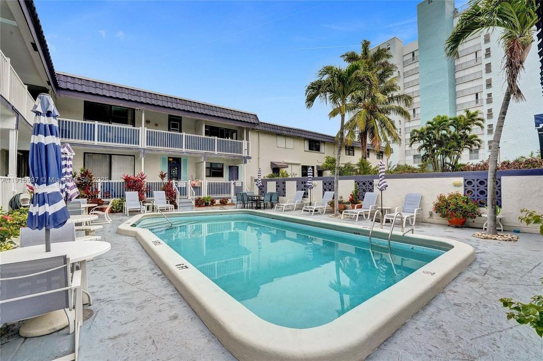 На продажу: $274,000 (1 спален, 1 ванн, 540 Квадратных фут)