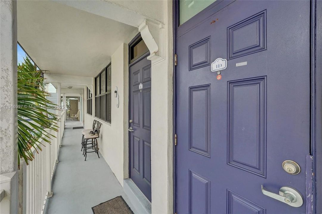 На продажу: $274,000 (1 спален, 1 ванн, 540 Квадратных фут)