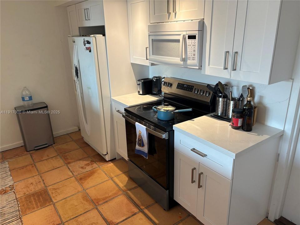 For Rent: $5,000 (2 beds, 2 baths, 1260 Square Feet)