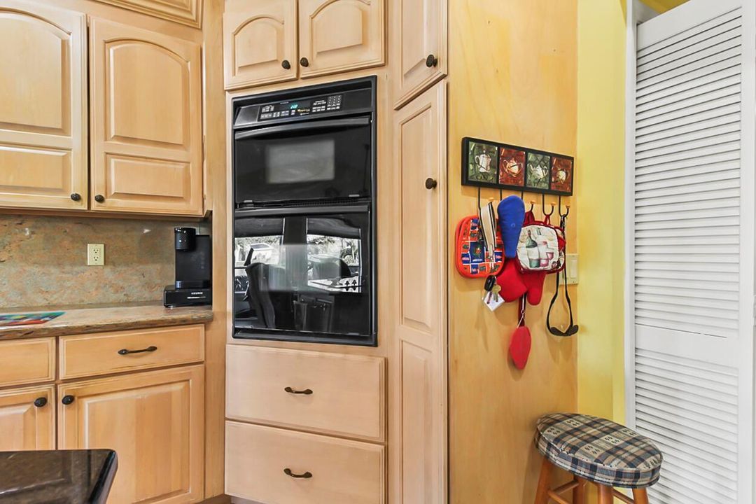 Leth Kitchen 5