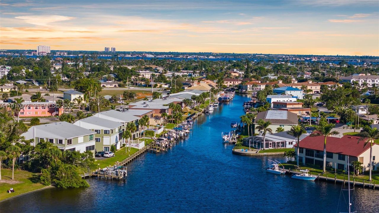 待售: $269,000 (2 贝兹, 2 浴室, 1504 平方英尺)