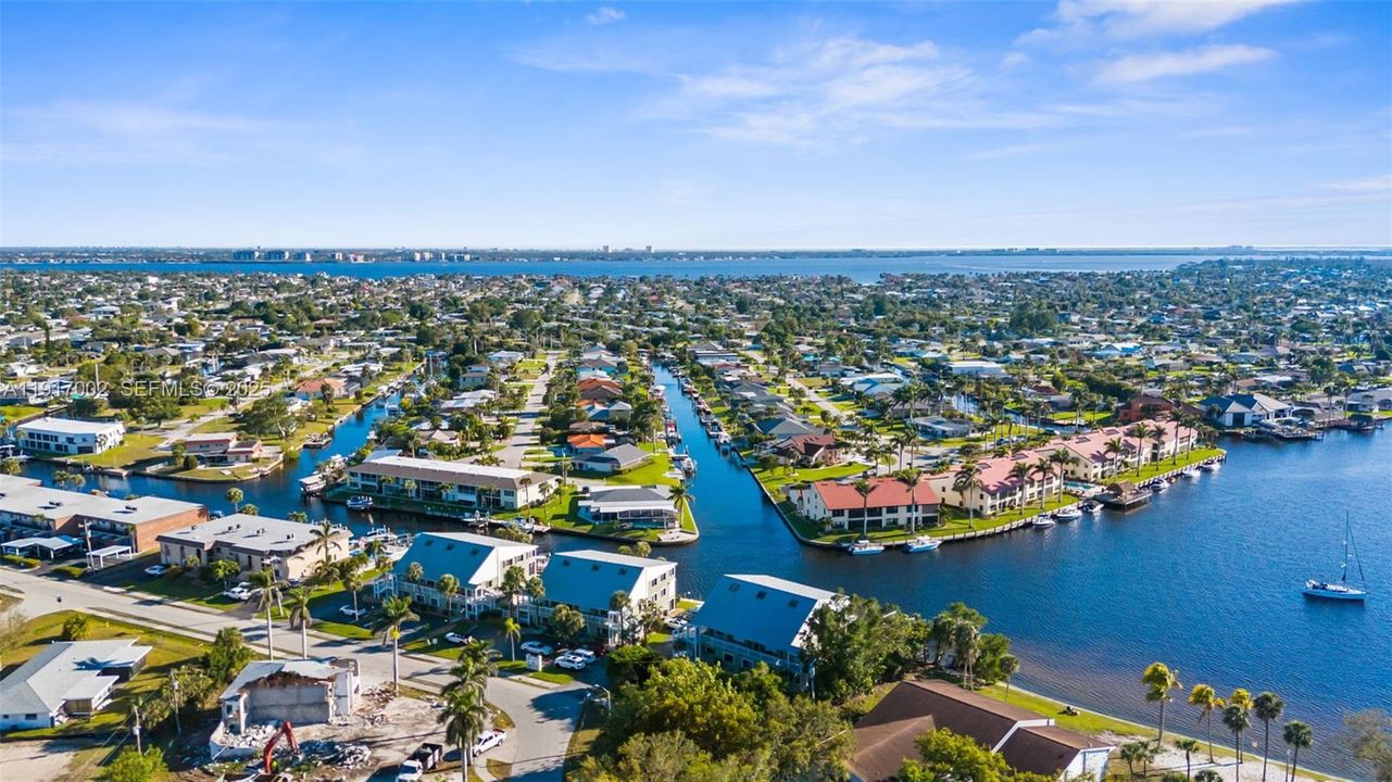 待售: $269,000 (2 贝兹, 2 浴室, 1504 平方英尺)