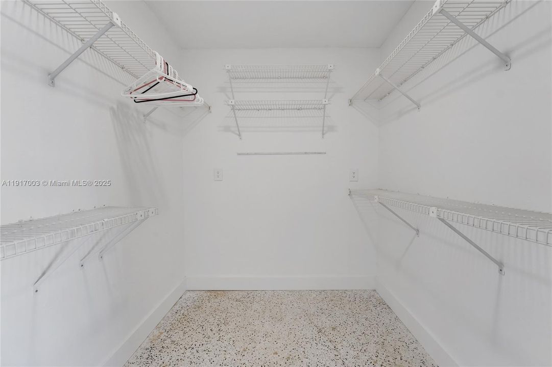 待售: $1,790,000 (3 贝兹, 2 浴室, 1953 平方英尺)