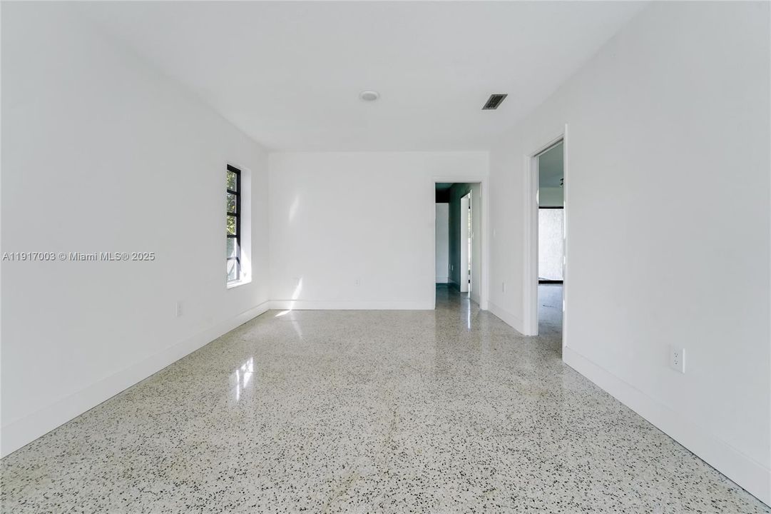 待售: $1,790,000 (3 贝兹, 2 浴室, 1953 平方英尺)