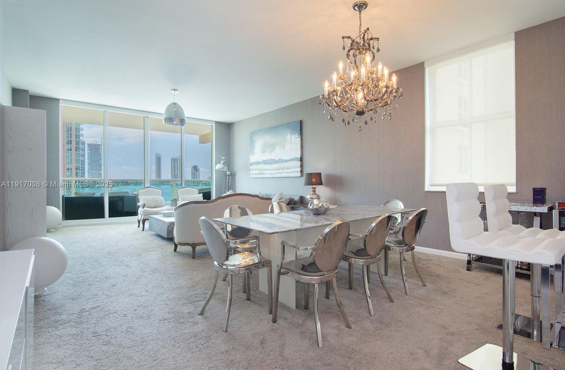 For Rent: $6,500 (3 beds, 3 baths, 1900 Square Feet)